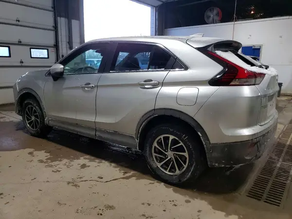 JA4ATUAA3NZ033906 2022 MITSUBISHI ECLIPSE CROSS - Image 2