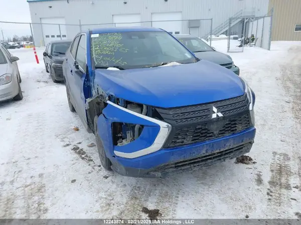 JA4ATUAA3NZ602480 2022 MITSUBISHI ECLIPSE CROSS - Image 1