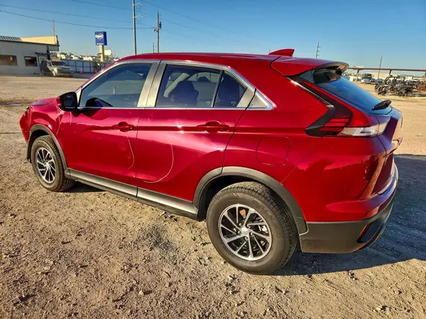 JA4ATUAA3RZ079886 2024 MITSUBISHI ECLIPSE CROSS - Image 2