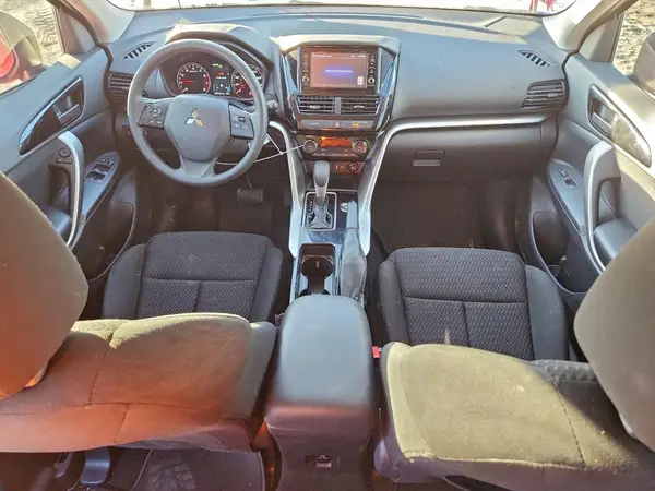 JA4ATUAA3RZ079886 2024 MITSUBISHI ECLIPSE CROSS - Image 8