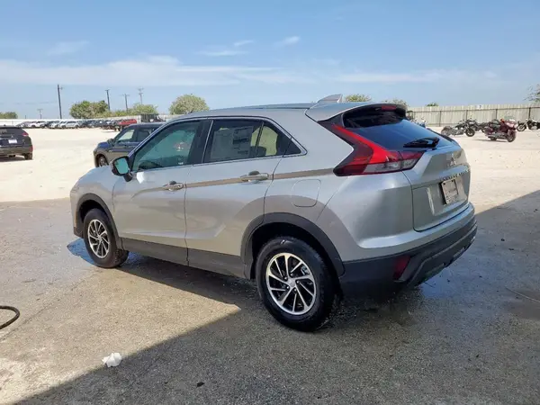 JA4ATUAA4SZ004703 2025 MITSUBISHI ECLIPSE CROSS - Image 2