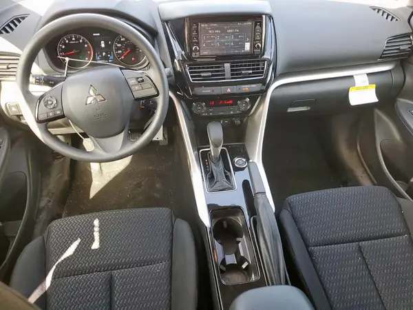 JA4ATUAA4SZ004703 2025 MITSUBISHI ECLIPSE CROSS - Image 8