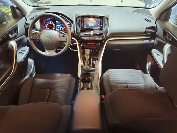 JA4ATUAA5RZ055735 2024 MITSUBISHI ECLIPSE CROSS - Image 8