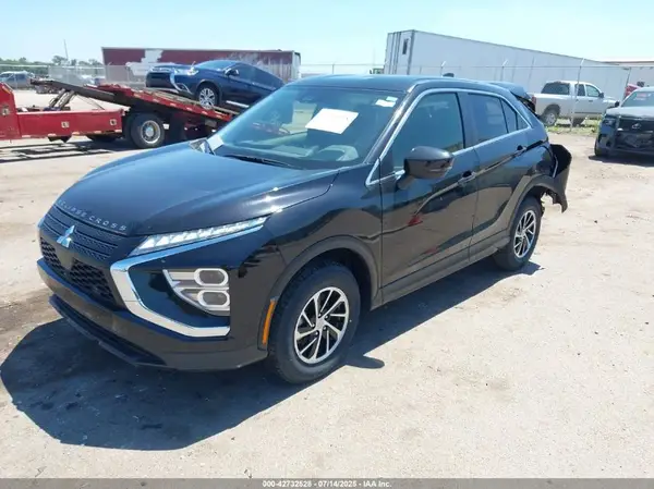 JA4ATUAA5RZ074303 2024 MITSUBISHI ECLIPSE CROSS - Image 2