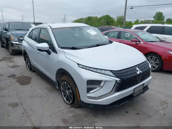 JA4ATUAA6NZ055799 2022 MITSUBISHI ECLIPSE CROSS - Image 1