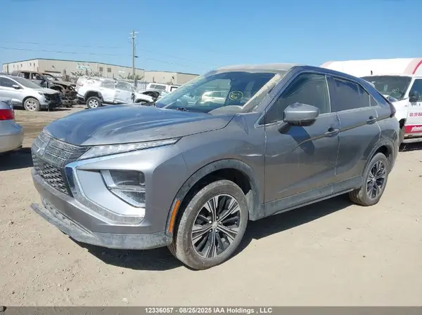 JA4ATUAA7NZ601638 2022 MITSUBISHI ECLIPSE CROSS - Image 2