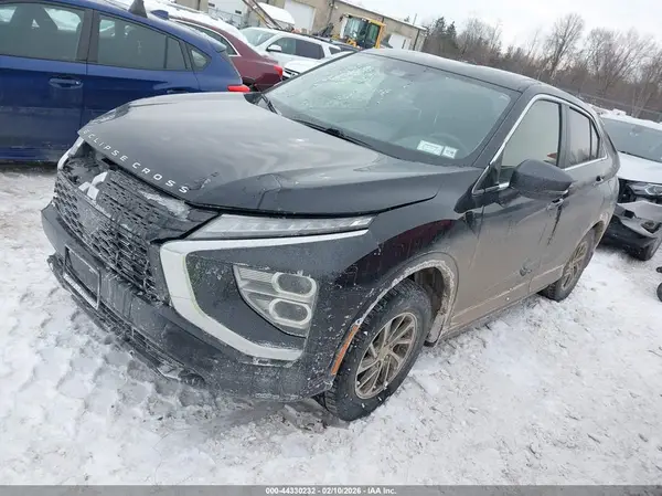JA4ATUAA7PZ000524 2023 MITSUBISHI ECLIPSE CROSS - Image 2