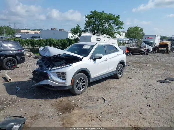 JA4ATUAA7RZ002633 2024 MITSUBISHI ECLIPSE CROSS - Image 2