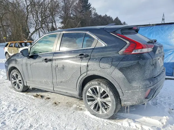 JA4ATUAA8NZ600675 2022 MITSUBISHI ECLIPSE CROSS - Image 2