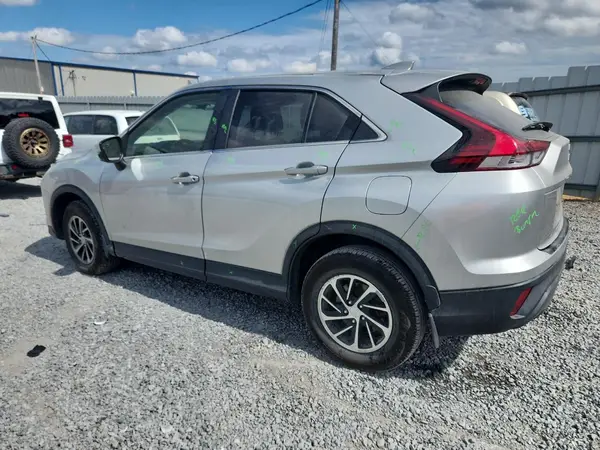 JA4ATUAA8PZ000435 2023 MITSUBISHI ECLIPSE CROSS - Image 2