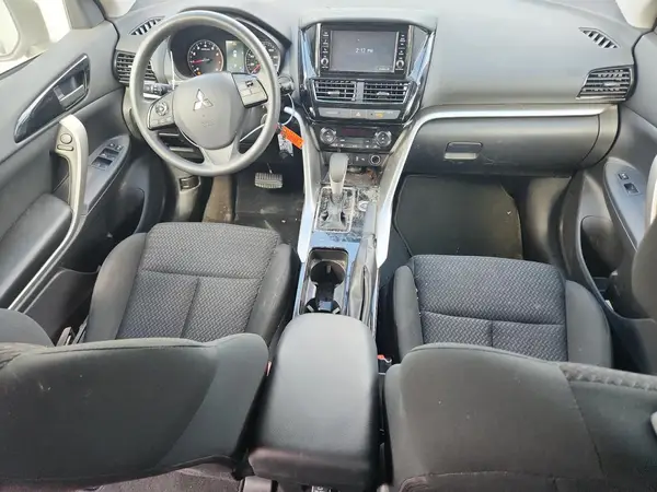 JA4ATUAA8PZ000435 2023 MITSUBISHI ECLIPSE CROSS - Image 8