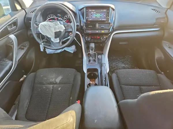 JA4ATUAA9NZ030489 2022 MITSUBISHI ECLIPSE CROSS - Image 8