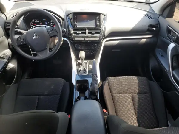 JA4ATUAA9NZ047082 2022 MITSUBISHI ECLIPSE CROSS - Image 8