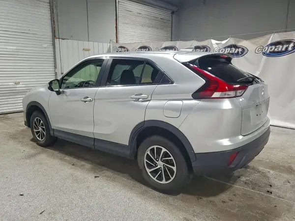 JA4ATUAAXNZ047415 2022 MITSUBISHI ECLIPSE CROSS - Image 2