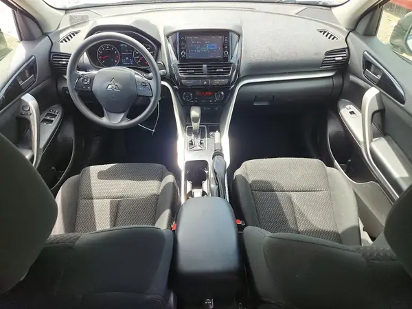 JA4ATUAAXNZ057751 2022 MITSUBISHI ECLIPSE CROSS - Image 8