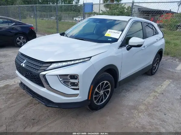 JA4ATUAAXPZ050320 2023 MITSUBISHI ECLIPSE CROSS - Image 2