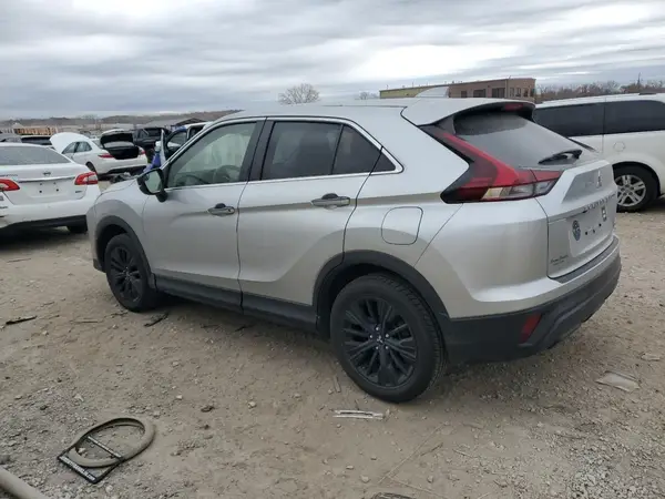 JA4ATVAA0NZ002277 2022 MITSUBISHI ECLIPSE CROSS - Image 2