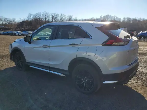JA4ATVAA0NZ014591 2022 MITSUBISHI ECLIPSE CROSS - Image 2