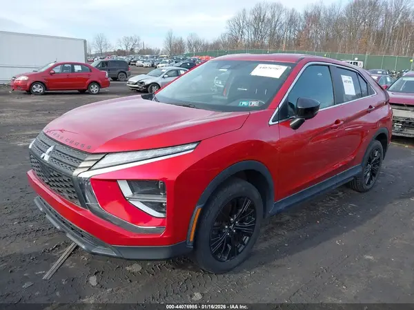 JA4ATVAA0NZ060194 2022 MITSUBISHI ECLIPSE CROSS - Image 2