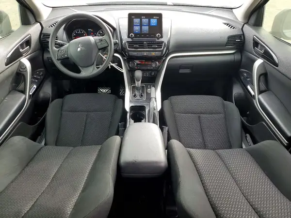 JA4ATVAA0PZ002217 2023 MITSUBISHI ECLIPSE CROSS - Image 8