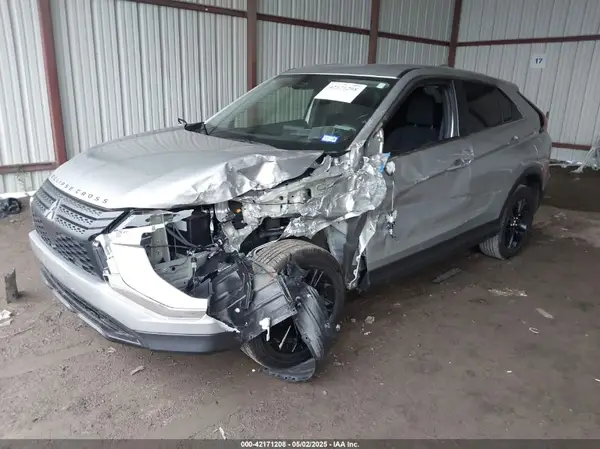 JA4ATVAA0RZ073419 2024 MITSUBISHI ECLIPSE CROSS - Image 2