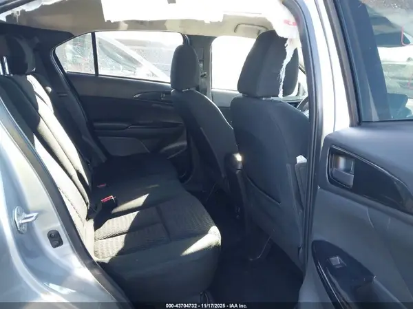 JA4ATVAA1NZ054677 2022 MITSUBISHI ECLIPSE CROSS - Image 8