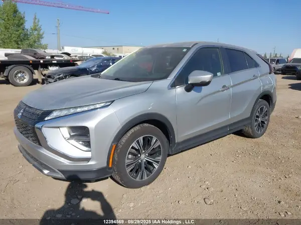 JA4ATVAA1NZ611636 2022 MITSUBISHI ECLIPSE CROSS - Image 2