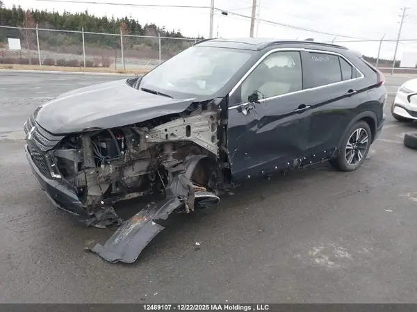 JA4ATVAA1PZ606505 2023 MITSUBISHI ECLIPSE CROSS - Image 2