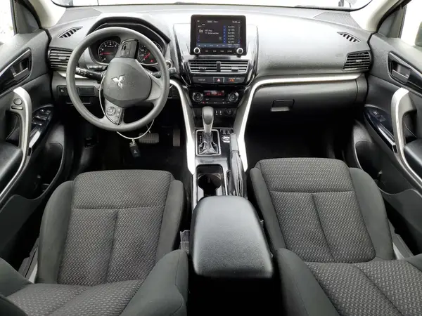 JA4ATVAA1RZ027548 2024 MITSUBISHI ECLIPSE CROSS - Image 8