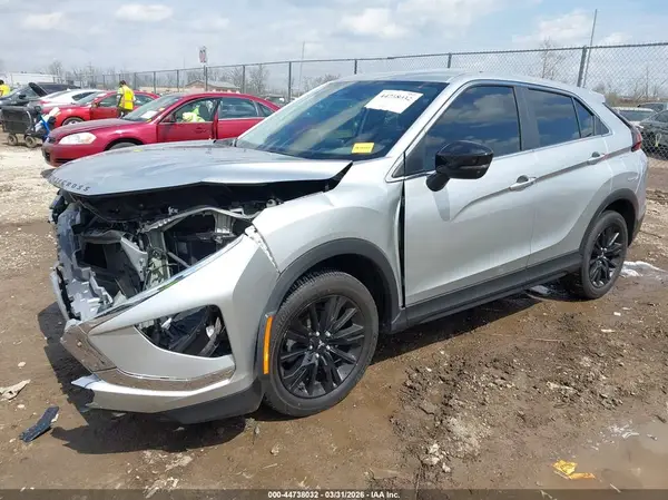 JA4ATVAA1RZ065703 2024 MITSUBISHI ECLIPSE CROSS - Image 2