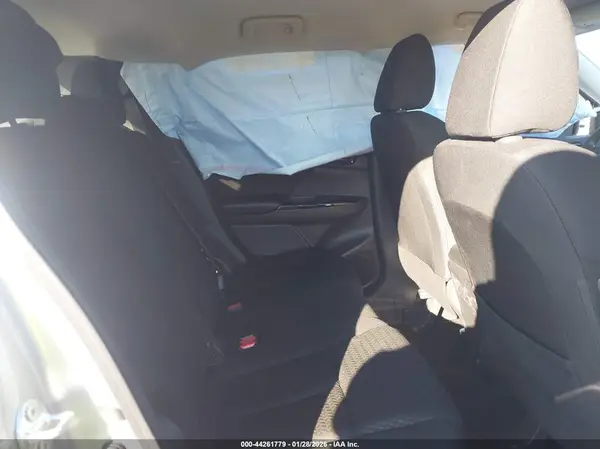 JA4ATVAA1SZ009041 2025 MITSUBISHI ECLIPSE CROSS - Image 8