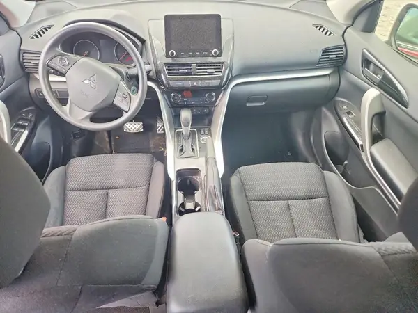JA4ATVAA2NZ050444 2022 MITSUBISHI ECLIPSE CROSS - Image 8