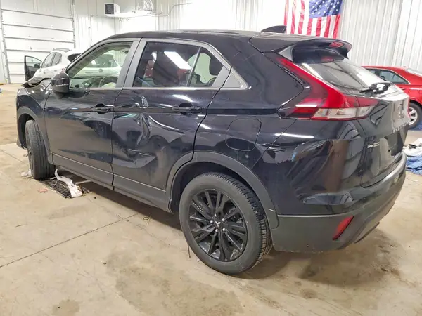 JA4ATVAA2PZ002154 2023 MITSUBISHI ECLIPSE CROSS - Image 2