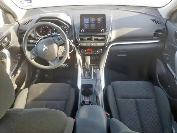 JA4ATVAA2PZ002185 2023 MITSUBISHI ECLIPSE CROSS - Image 8