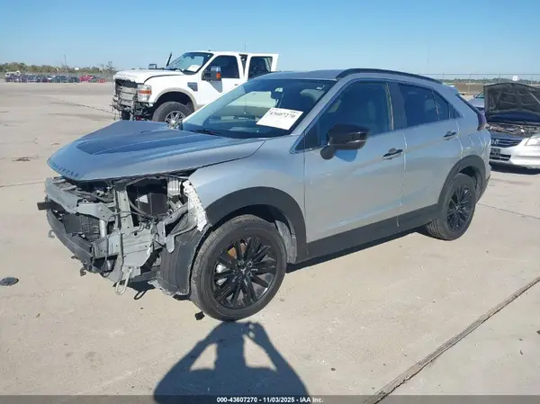 JA4ATVAA2RZ056329 2024 MITSUBISHI ECLIPSE CROSS - Image 2