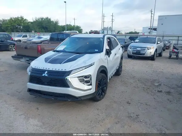JA4ATVAA2RZ060509 2024 MITSUBISHI ECLIPSE CROSS - Image 2