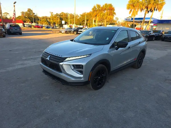 JA4ATVAA3NZ003536 2022 MITSUBISHI ECLIPSE CROSS - Image 2