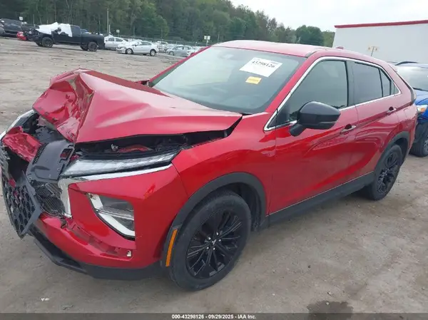 JA4ATVAA3NZ028680 2022 MITSUBISHI ECLIPSE CROSS - Image 2