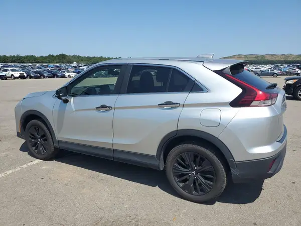 JA4ATVAA3NZ039324 2022 MITSUBISHI ECLIPSE CROSS - Image 2