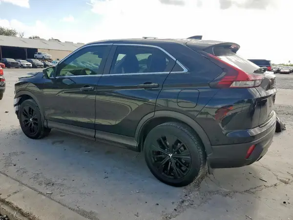 JA4ATVAA3NZ058407 2022 MITSUBISHI ECLIPSE CROSS - Image 2
