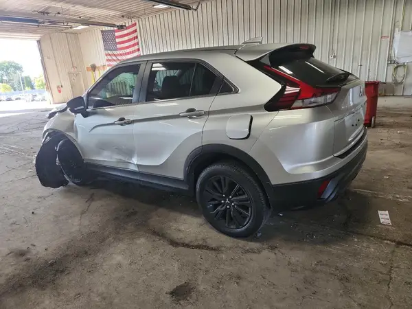 JA4ATVAA3RZ048711 2024 MITSUBISHI ECLIPSE CROSS - Image 2