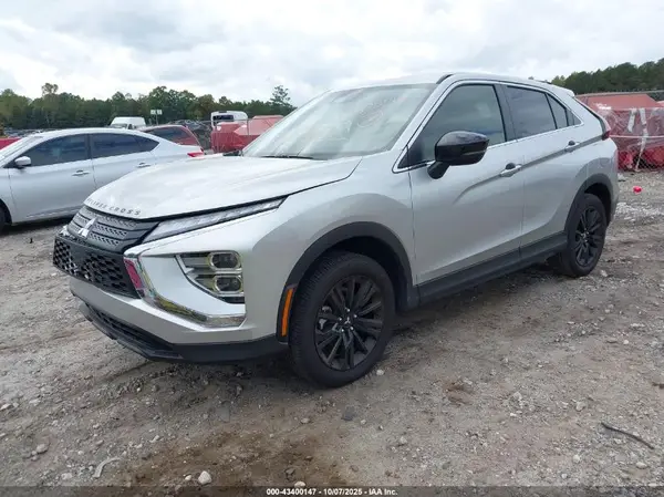 JA4ATVAA3SZ005833 2025 MITSUBISHI ECLIPSE CROSS - Image 2