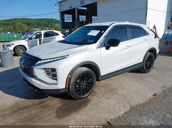 JA4ATVAA3SZ006318 2025 MITSUBISHI ECLIPSE CROSS - Image 2