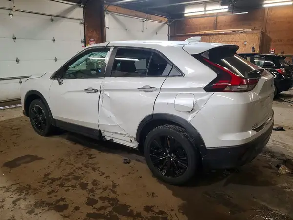 JA4ATVAA4NZ014254 2022 MITSUBISHI ECLIPSE CROSS - Image 2