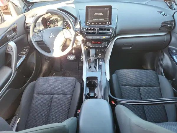 JA4ATVAA4NZ058013 2022 MITSUBISHI ECLIPSE CROSS - Image 8