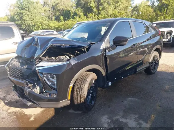 JA4ATVAA4PZ002009 2023 MITSUBISHI ECLIPSE CROSS - Image 2