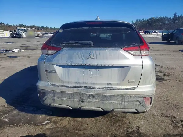 2023 MITSUBISHI ECLIPSE CROSS auction photo 6