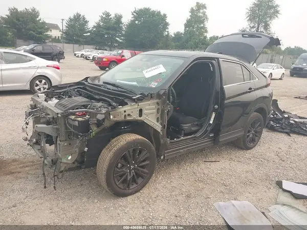 JA4ATVAA4PZ024561 2023 MITSUBISHI ECLIPSE CROSS - Image 2