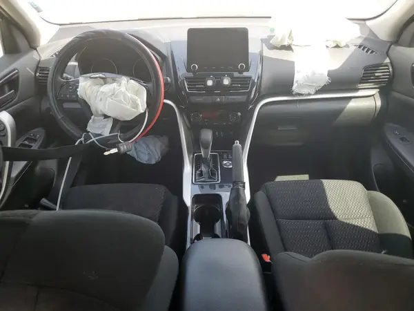 JA4ATVAA4PZ038539 2023 MITSUBISHI ECLIPSE CROSS - Image 8