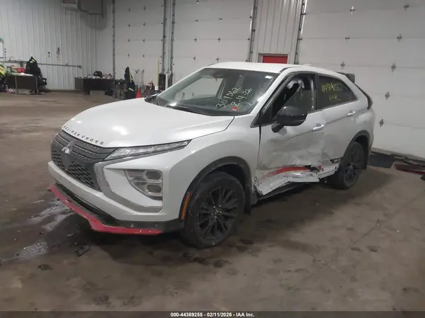 JA4ATVAA4PZ039092 2023 MITSUBISHI ECLIPSE CROSS - Image 2
